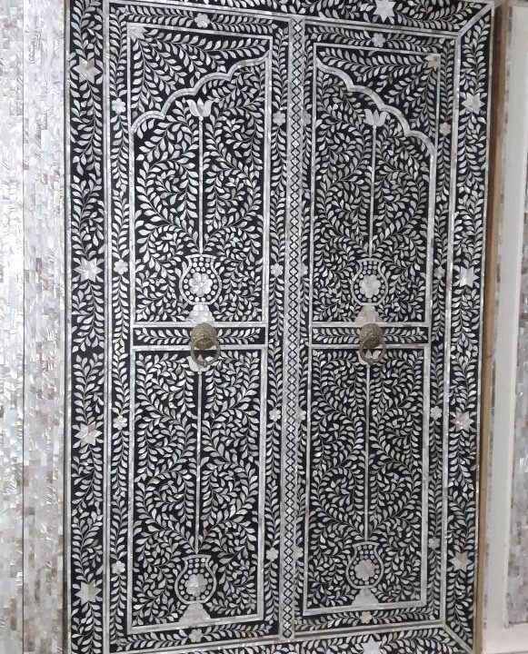Floral Mother of Pearl Inlay Doors in Black