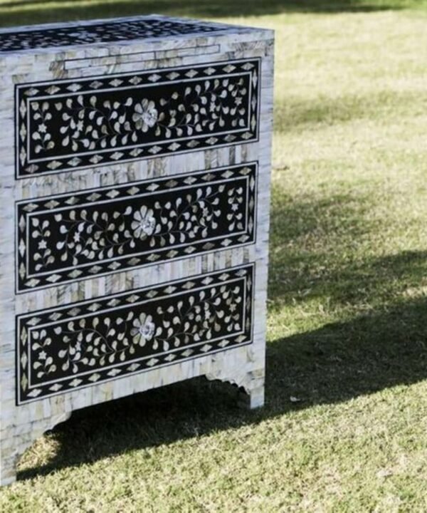 Floral Sunshine Pearl Bedside