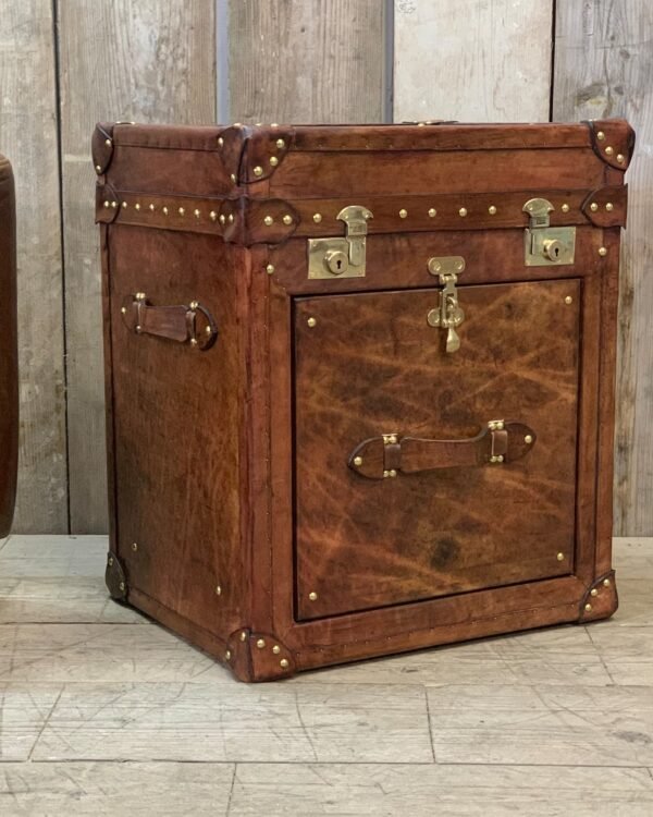 Handmade Indian Leather Bar Trunk