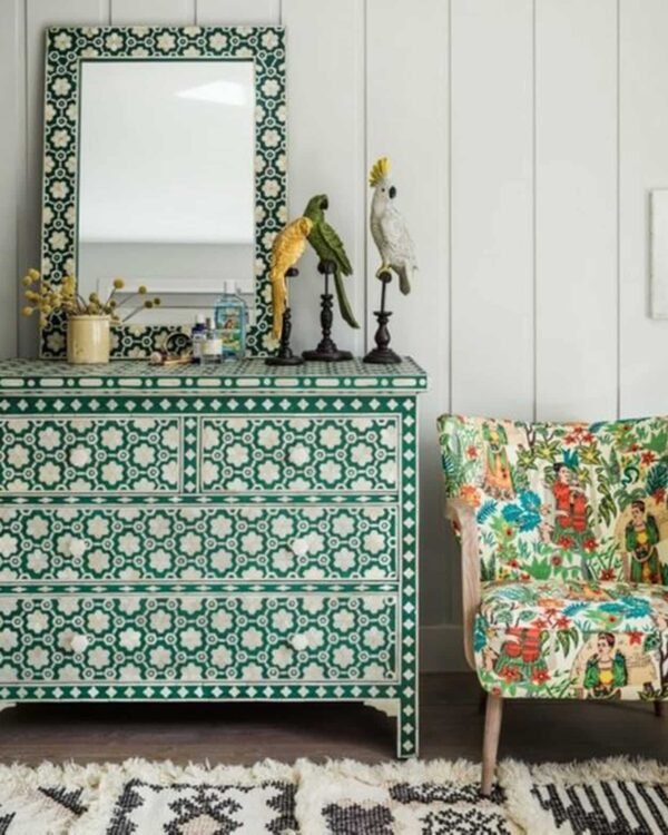 Bone Inlay Garland Chest of 4 Drawers in Jade Green